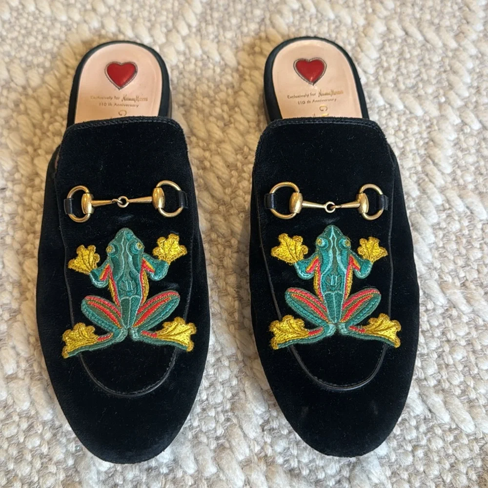 Gucci - Horsebit Supreme GG Slippers - Black Velvet w/Green Frog - Size: EU 40 - Picture 4 of 6